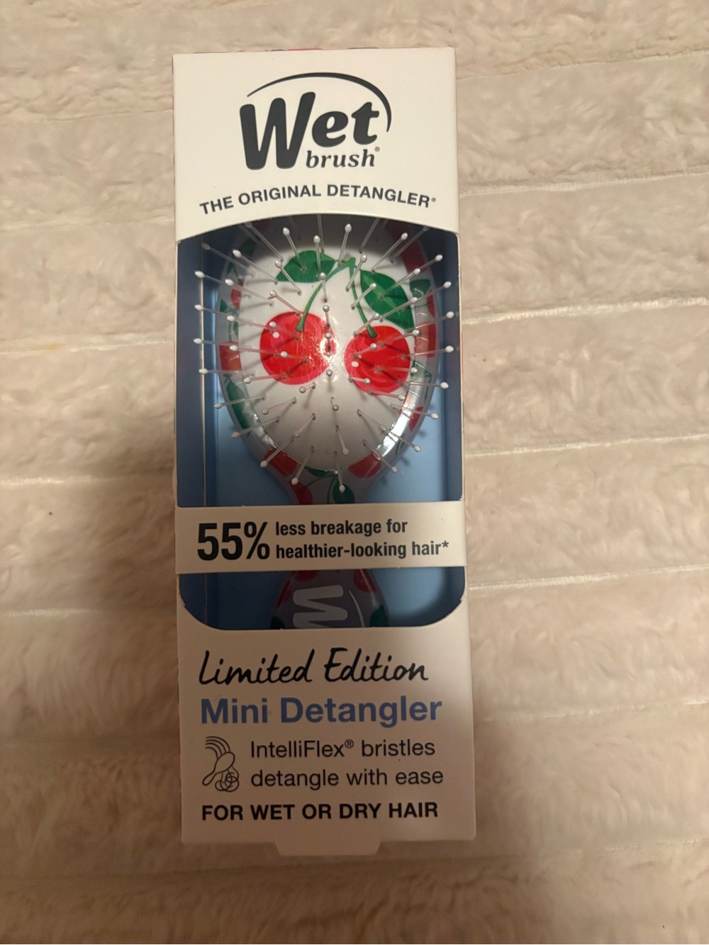 Wet Brush Limited Edition Cherry Mini Detangler